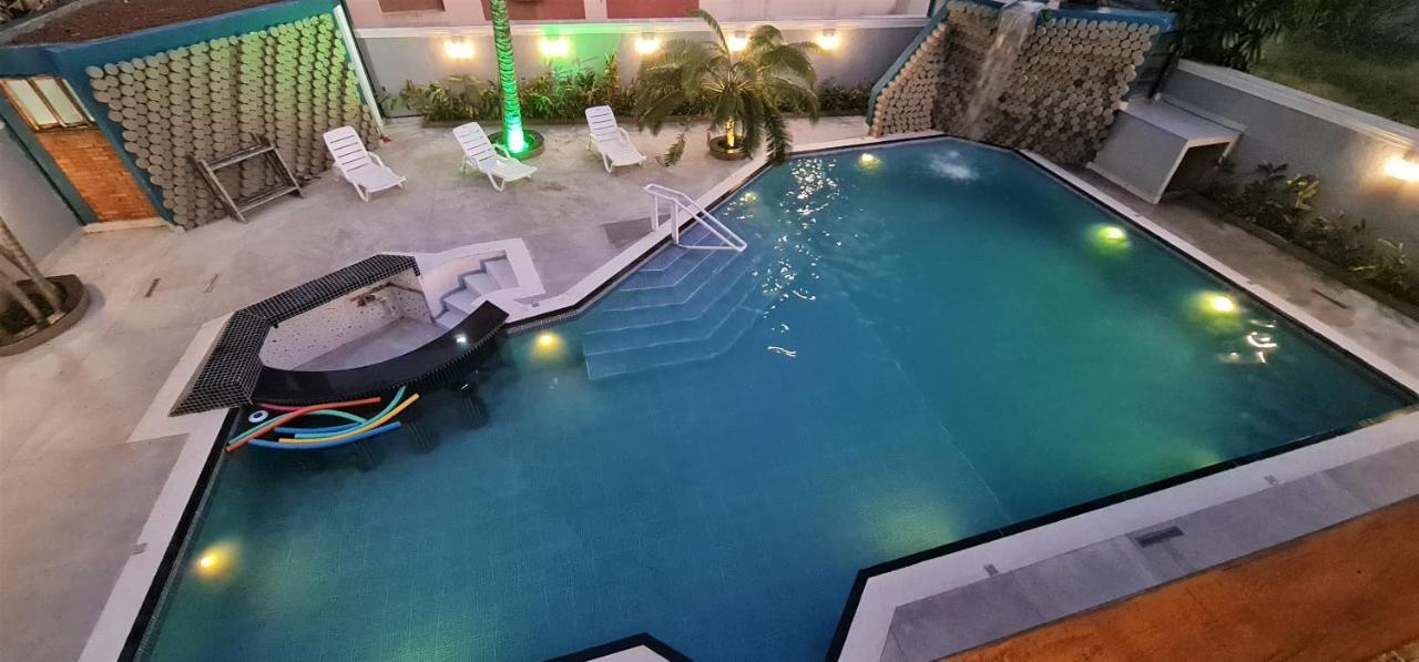 Marmeu Tropical Apartman Guarujá Kültér fotó